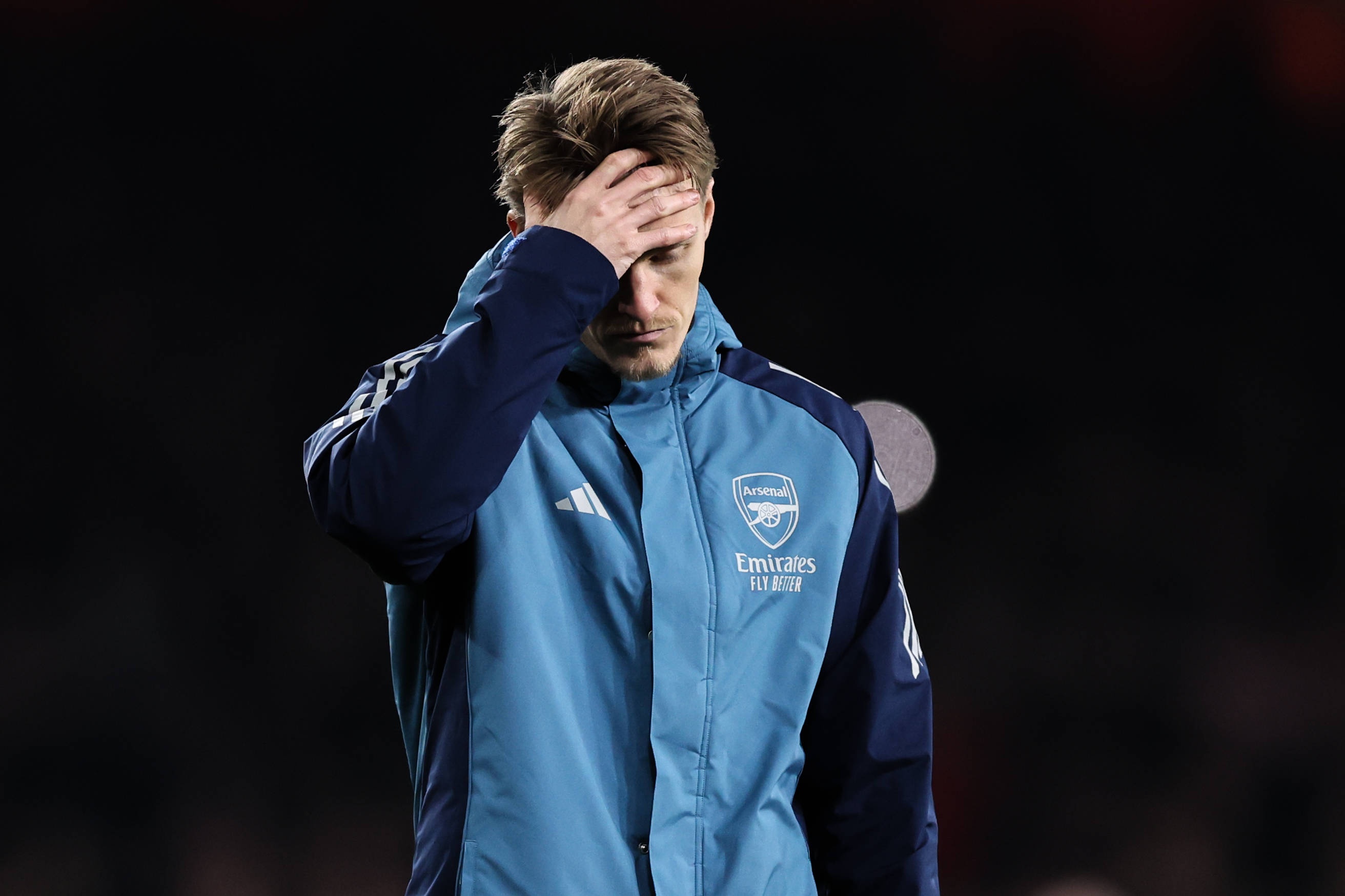 开云APP-3场不胜！泰晤士报分析阿森纳困境：后防屡失误+进攻乏力+太紧张